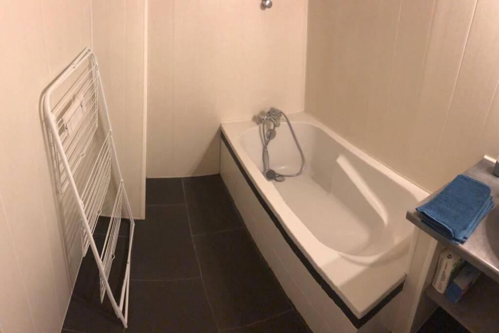 F3 - Neuf - 4/6 P - Lits King Size - Wifi - Cour Appartement Le Puy-en-Velay Buitenkant foto